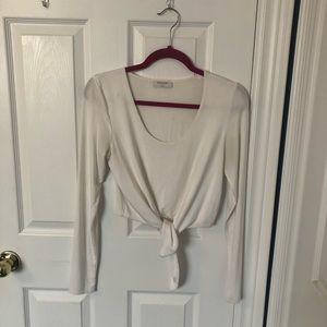 aritzia/ babaton front tie shirt